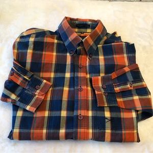 Scullers long sleeve button down plaid men’s shirt